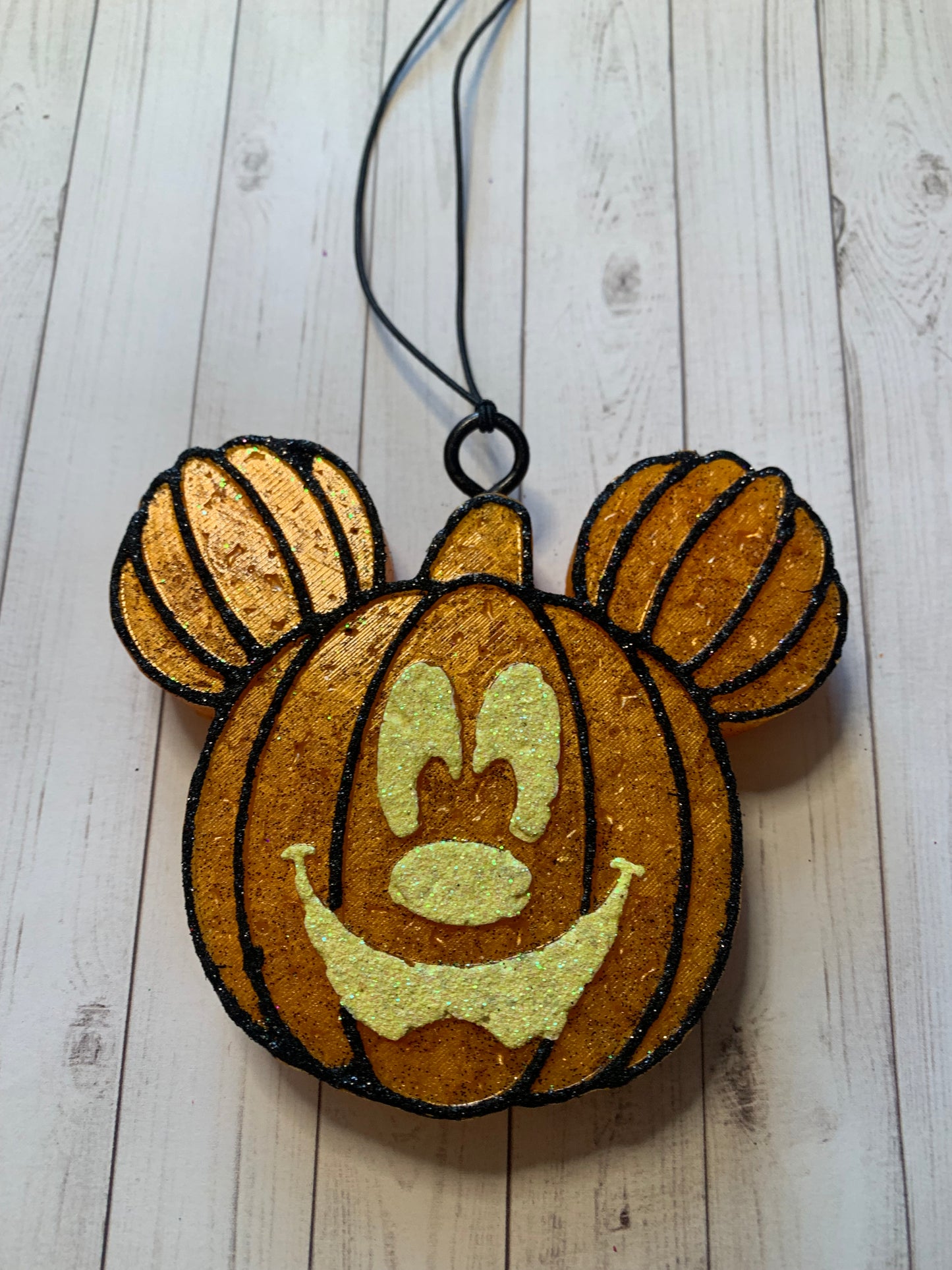 Mickey pumpkin freshie